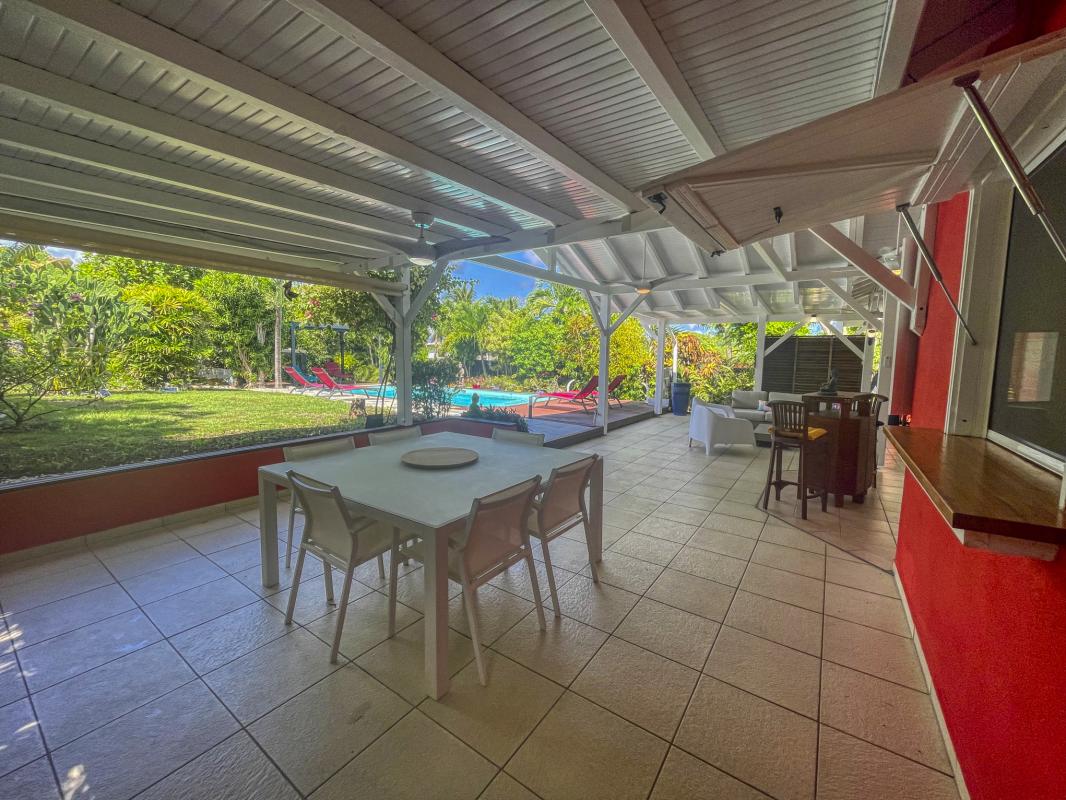 9.Location villa piscine St François Guadeloupe_Terrasse